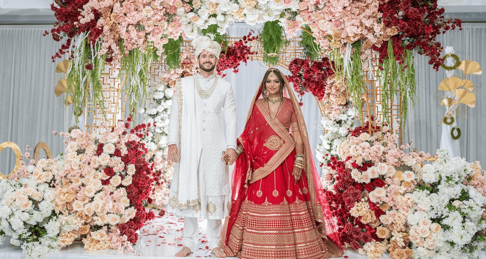 How to Bring a Royal Heritage Feel to Your Wedding Decorations