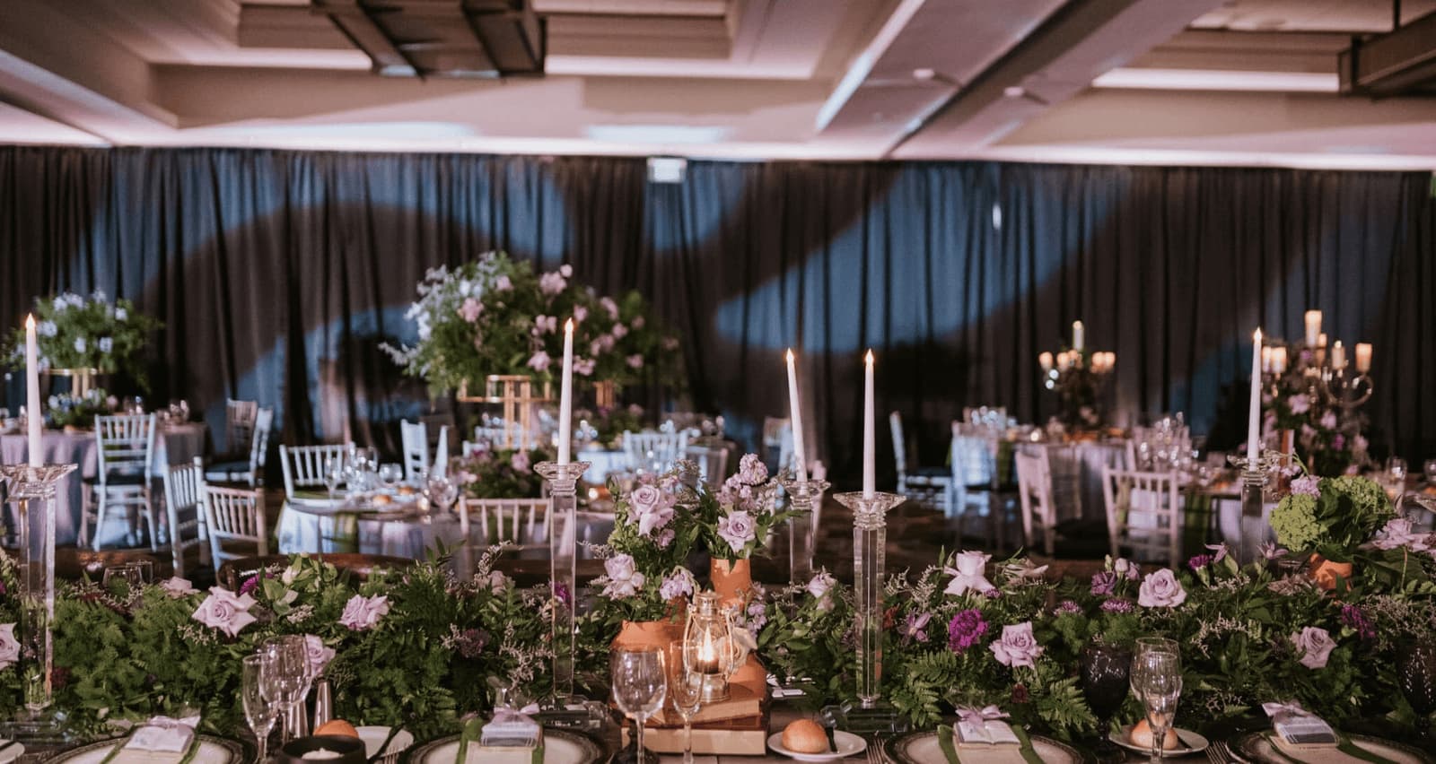The Details That Make Wedding Decorations Look Elegant and Timeless