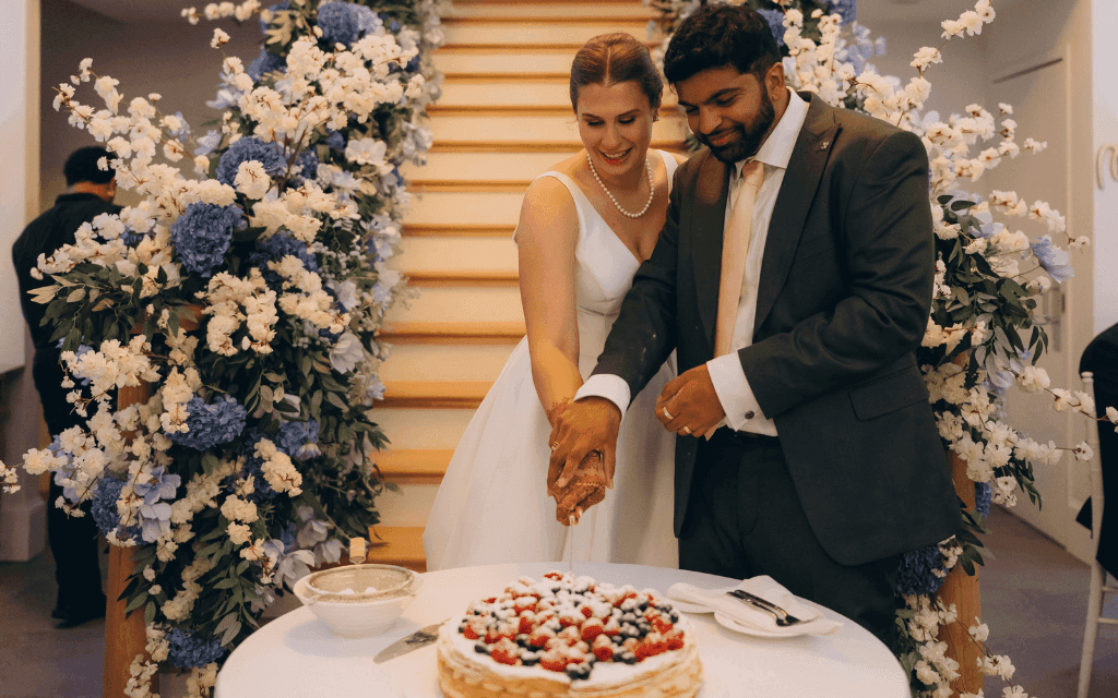 Engagement Party Decoration Ideas: Classy, Country & Enchanting Garden Themes